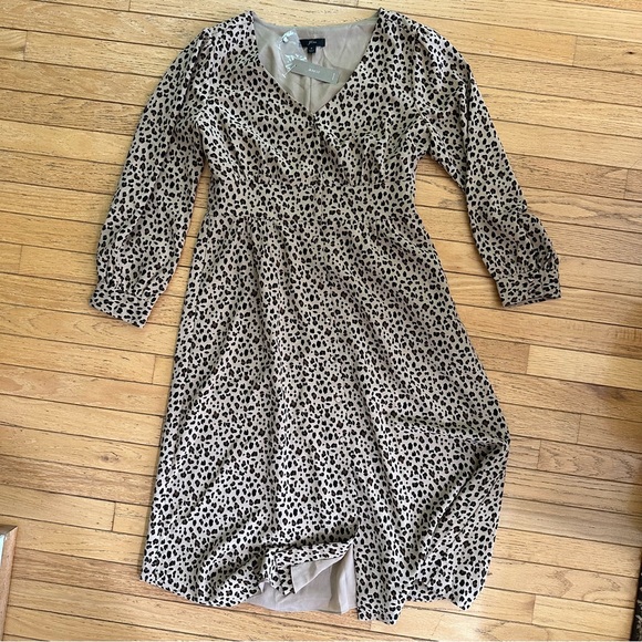 J. Crew Button-front A-line midi dress in leopard size 8 - Picture 4 of 13